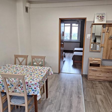 Apartament Pod Chelmcem Валбжих Экстерьер фото